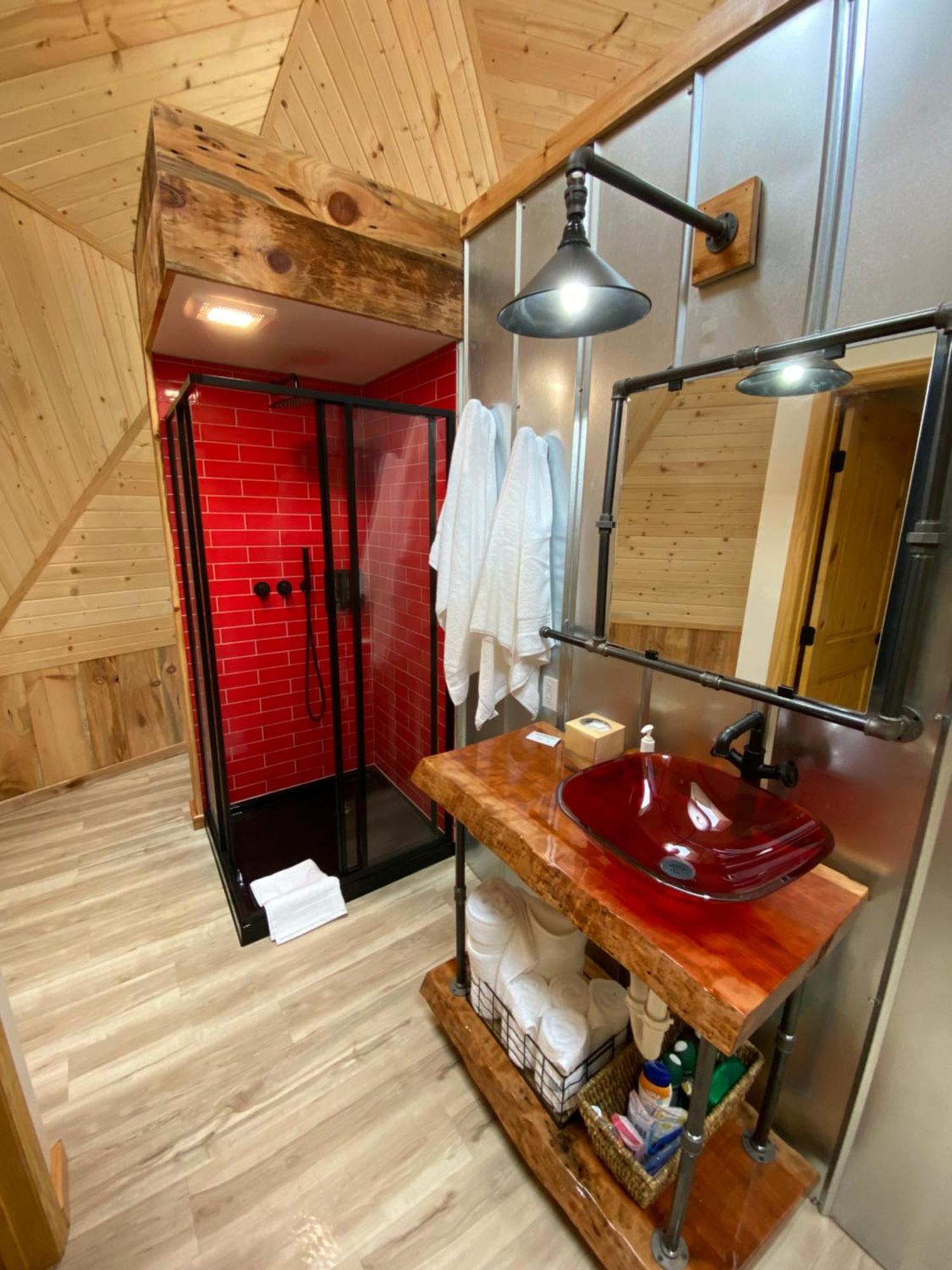 فيلا Natahala Glamping Red Dome #23 Topton المظهر الخارجي الصورة